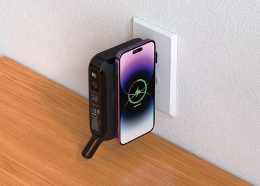 Logotrade Werbeartikel das Foto: Urban Vitamin Oxnard 5-in-1 65W Universal-Ladegerät