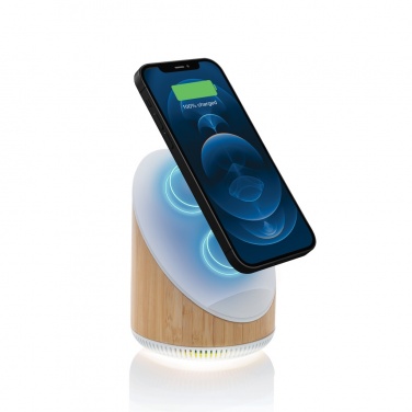 Logotrade Geschäftsgeschenke das Foto: Ovate 5W Bambus Lautsprecher mit 15W WirelessCharger