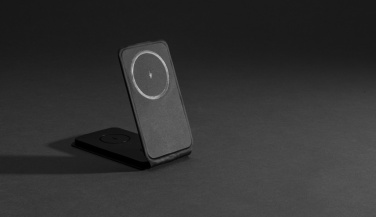 Logo trade promotional products picture of: Swiss Peak RCS rPU 15W  3-in-1 magnetic wireless charger
