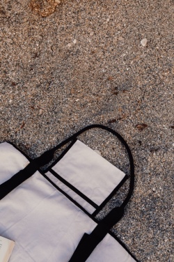 Logotrade promotional merchandise image of: VINGA Volonne AWARE™ recycled canvas beach mat