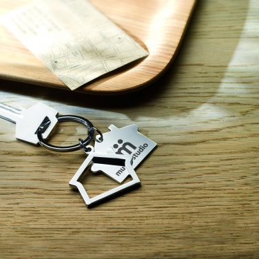 Logotrade promotional merchandise picture of: Metal key ring house shape Jyvaskyla