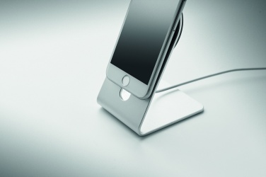 Logotrade corporate gift picture of: Portable magnetic charger 15W