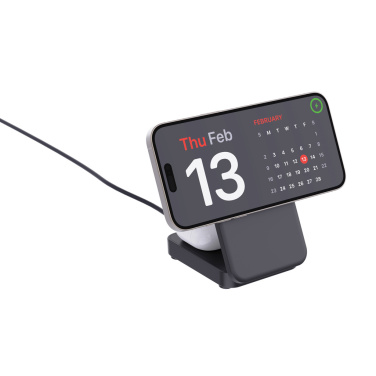 Logo trade promotional merchandise picture of: Urban Vitamin Arcadia RCS rplastic 15W 3in1 magnetic charger