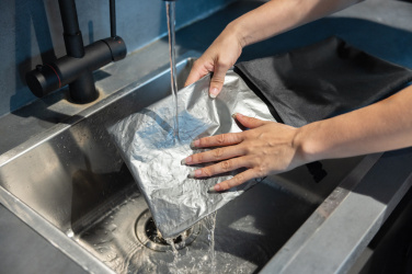 Logotrade advertising product image of: Snackstrap AWARE™ RPET foldable lunchbag 30x20CM