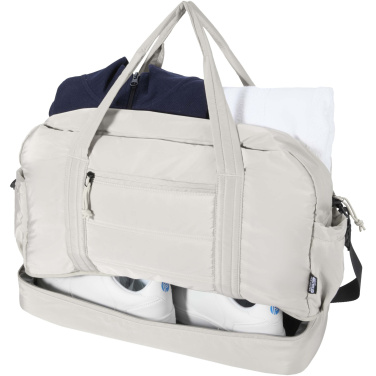 Logotrade promotional gift image of: Puffer GRS recycled duffel bag with insulated bottom 30L