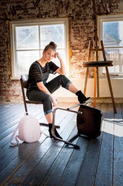 Logo trade ärikingituse pilt: Elle Fashion, Vargusvastane seljakott