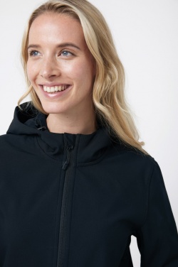 Logotrade reklaamkingi foto: Iqoniq Makalu naiste taaskasutatud polüestrist softshell jakk