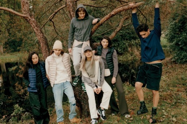 Logotrade ärikingitused pilt: Iqoniq Meru naiste taaskasutatud polüestrist vest