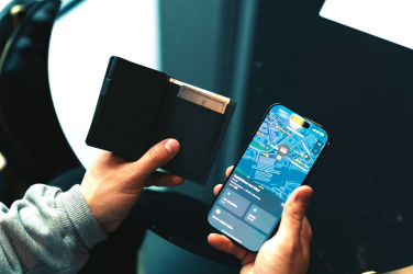 Logotrade ärikingid pilt: Seekcard RCS rpolüesterkaardi rahakott ülemaailmse asukohaga
