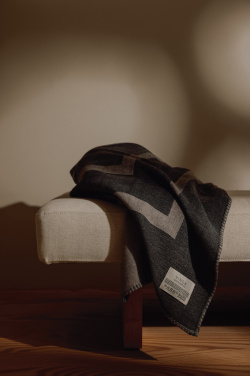 Logotrade ärikingitused pilt: VINGA Monogramm GRS tekk