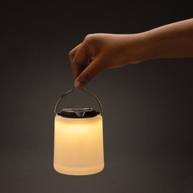 Logo trade reklaamkingid foto: Limio kaasaskantav laetav laualamp