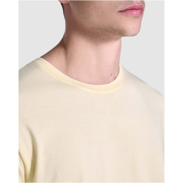 Logo trade reklaamkingituse pilt: Corgi lühikeste varrukatega meeste T-särk