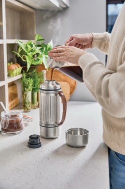 Logo trade reklaamkingitused foto: Black+Blum Explorer termos Duo 1L