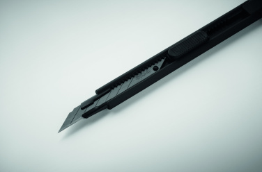 Logotrade ärikingid pilt: Väike paberinuga BLADE