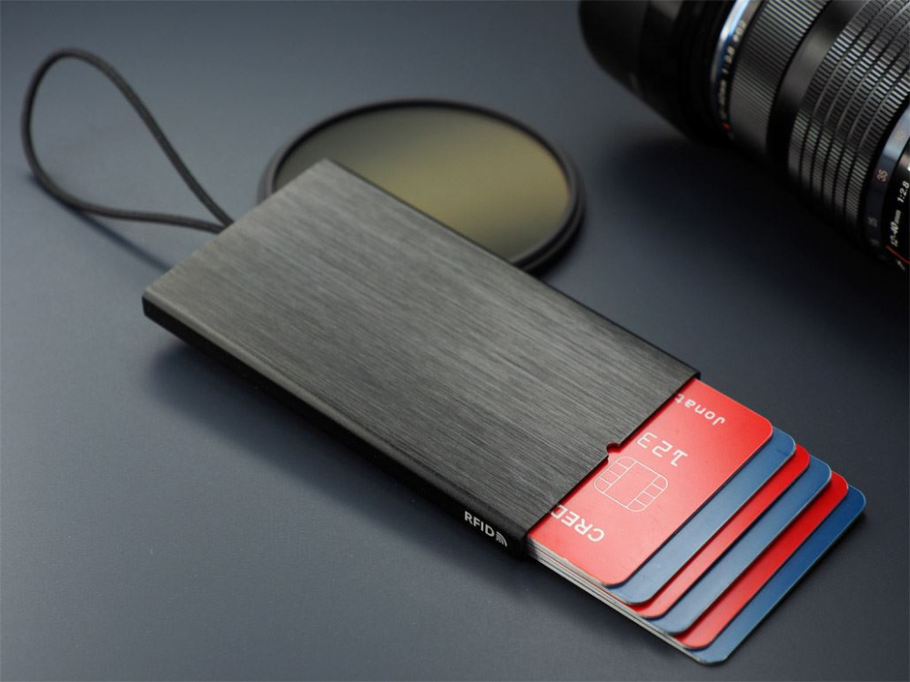 Logotrade mainoslahjat ja liikelahjat tuotekuva: RFID luotto- ja käyntikorttikotelo 126615500