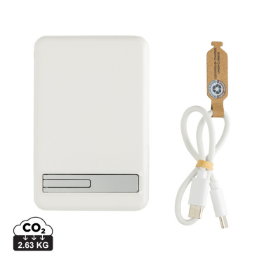 Logotrade mainostuote tuotekuva: Zen RCS 5000 mah 5W magneettinen bambu virtalähde