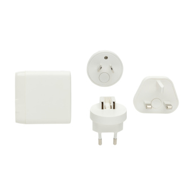 Logotrade mainoslahja ja liikelahja kuva: TravelCharge Pro RCS -matkalaturi USB C:llä