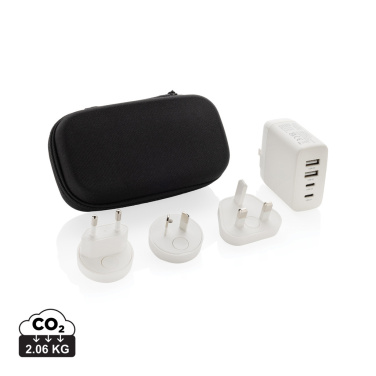 Logotrade mainoslahjat ja liikelahjat tuotekuva: TravelCharge Pro RCS -matkalaturi USB C:llä