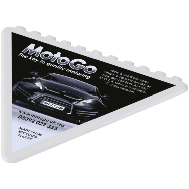 Logotrade liikelahja tuotekuva: Frosty triangular recycled plastic ice scraper
