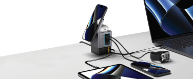 Logo trade mainoslahjat tuotekuva: Urban Vitamin Sacramento 105WGAN -laturi, kaapelit