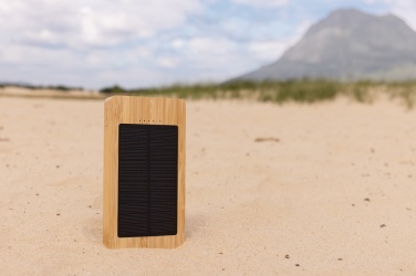 Logotrade verslo dovanos nuotrauka: Sunwick 10 000 mAh bambuko saulės baterija