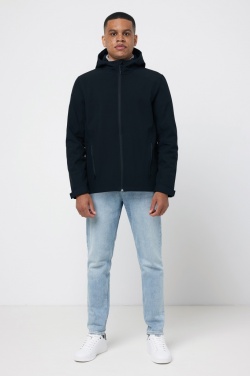 Logotrade ziemassvētku dāvanas foto: Iqoniq Makalu vīriešu pārstrādāta poliestera soft shell jaka