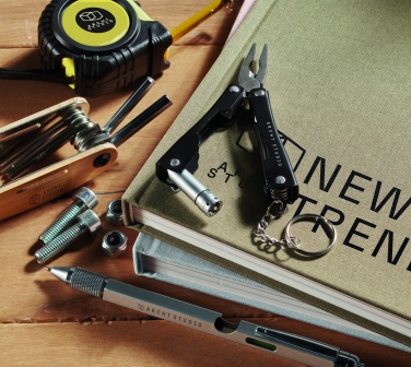 Logotrade Ideja dāvanas foto: Saliekams vairāku instrumentu nazis