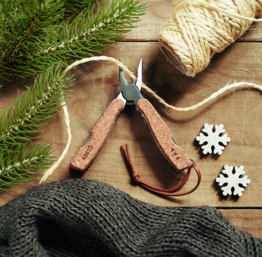 Logotrade ziemassvētku dāvanas foto: Daudzinstrumentu kabatas naža korķis