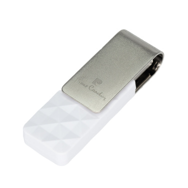 Логотрейд бизнес-подарки картинка: ФЛЭШ-НАКОПИТЕЛЬ PIERRE CARDIN USB 32 ГБ