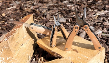 Logotrade reklamprodukter bild: Trä minimultitool