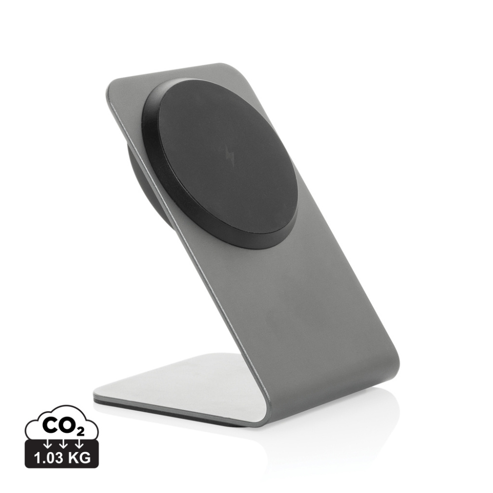 Logotrade profilprodukter bild: Terra aluminium 15W magnetisk trådlös telefonställ för mobil