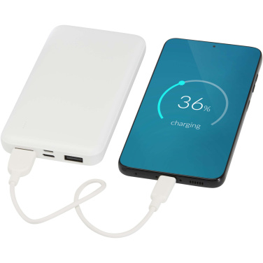 Logotrade profilreklam bild: Intan 10 000 mAh 10 W powerbank av återvunnen plast