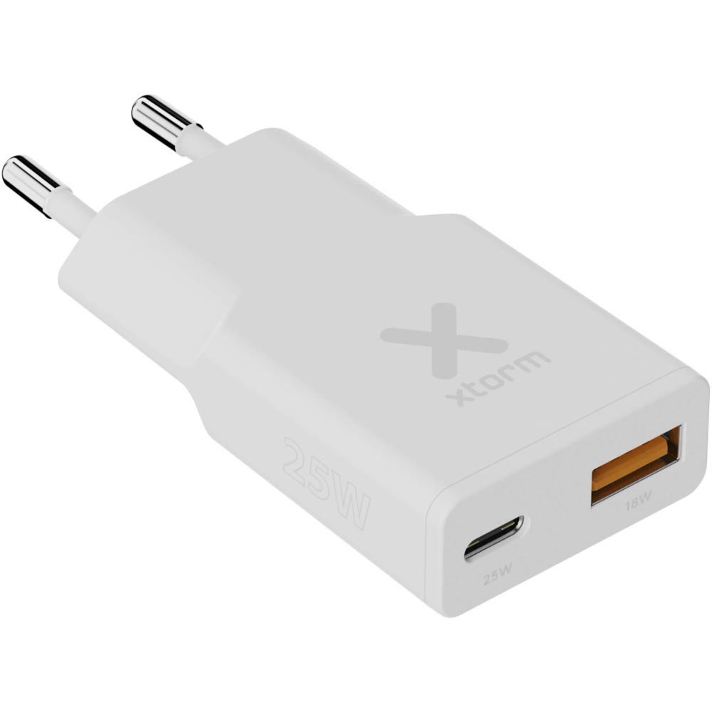 Logotrade kampanjprodukter bild: Xtorm XG2SL025 Go2 SlimLine 25 W laddare