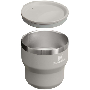Logotrade presentreklam bild: Stanley Stay Hot 295 ml rostfritt stål isolerad stapelbar campingmugg